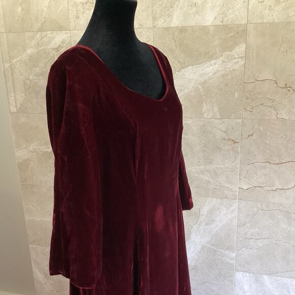 Vintage Burgundy Velvet Gown - 14 - Scoop Neck 80s Holiday Formal Winter Wedding - Picture 8 of 14